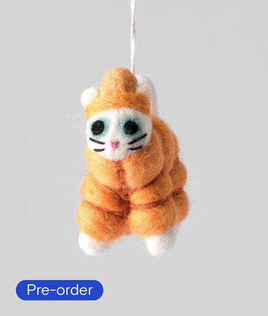 *PRE-ORDER* Lee, Cat in an Orange Puffa