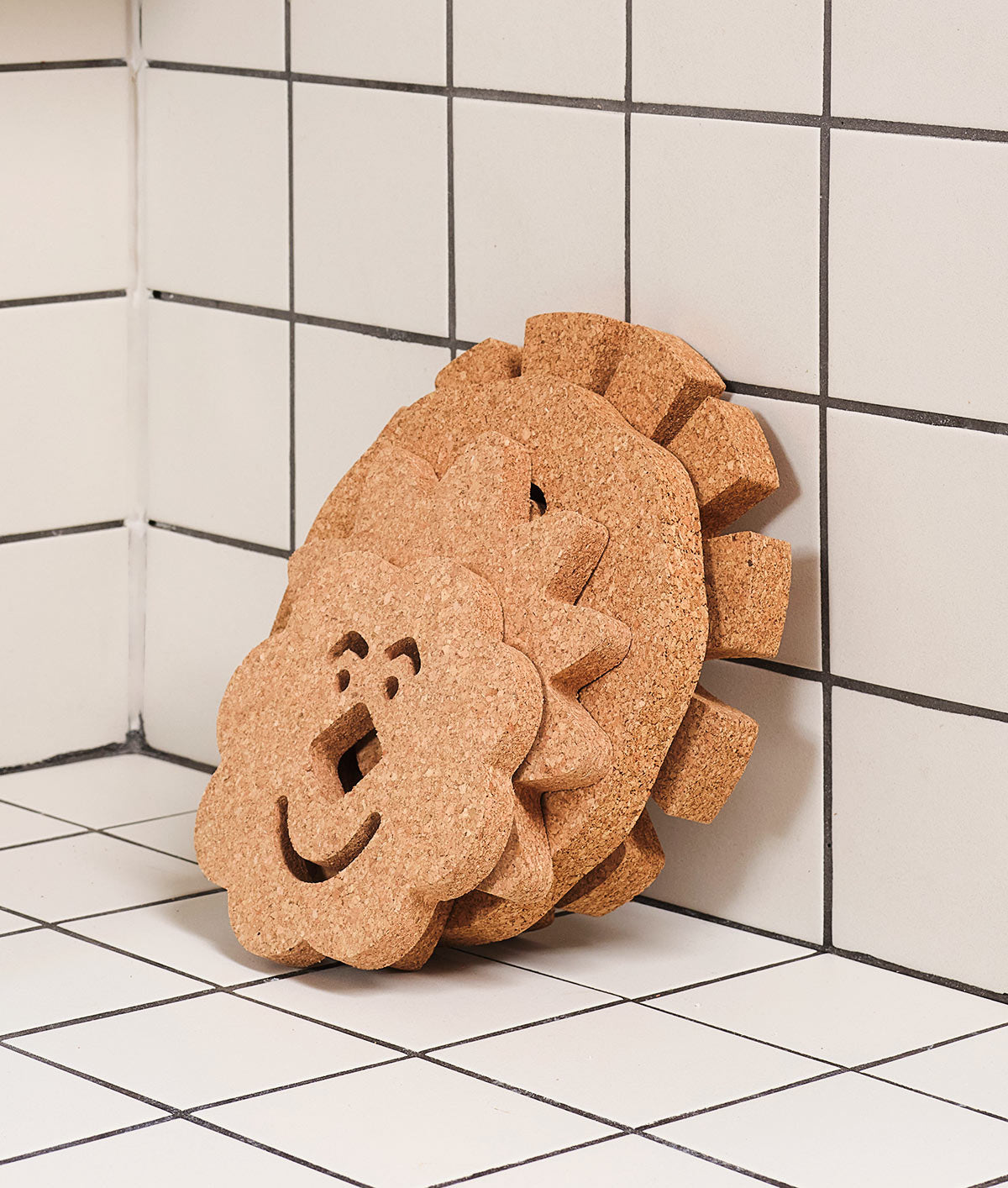 *LAUNCHING END of AUGUST* 15cm Flower Face Trivet